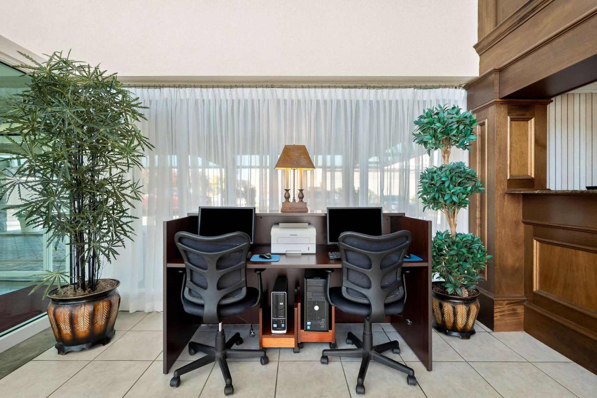 Brandywine Valley Inn Surestay Plus By Best Western วิลมิงตัน ภายนอก รูปภาพ