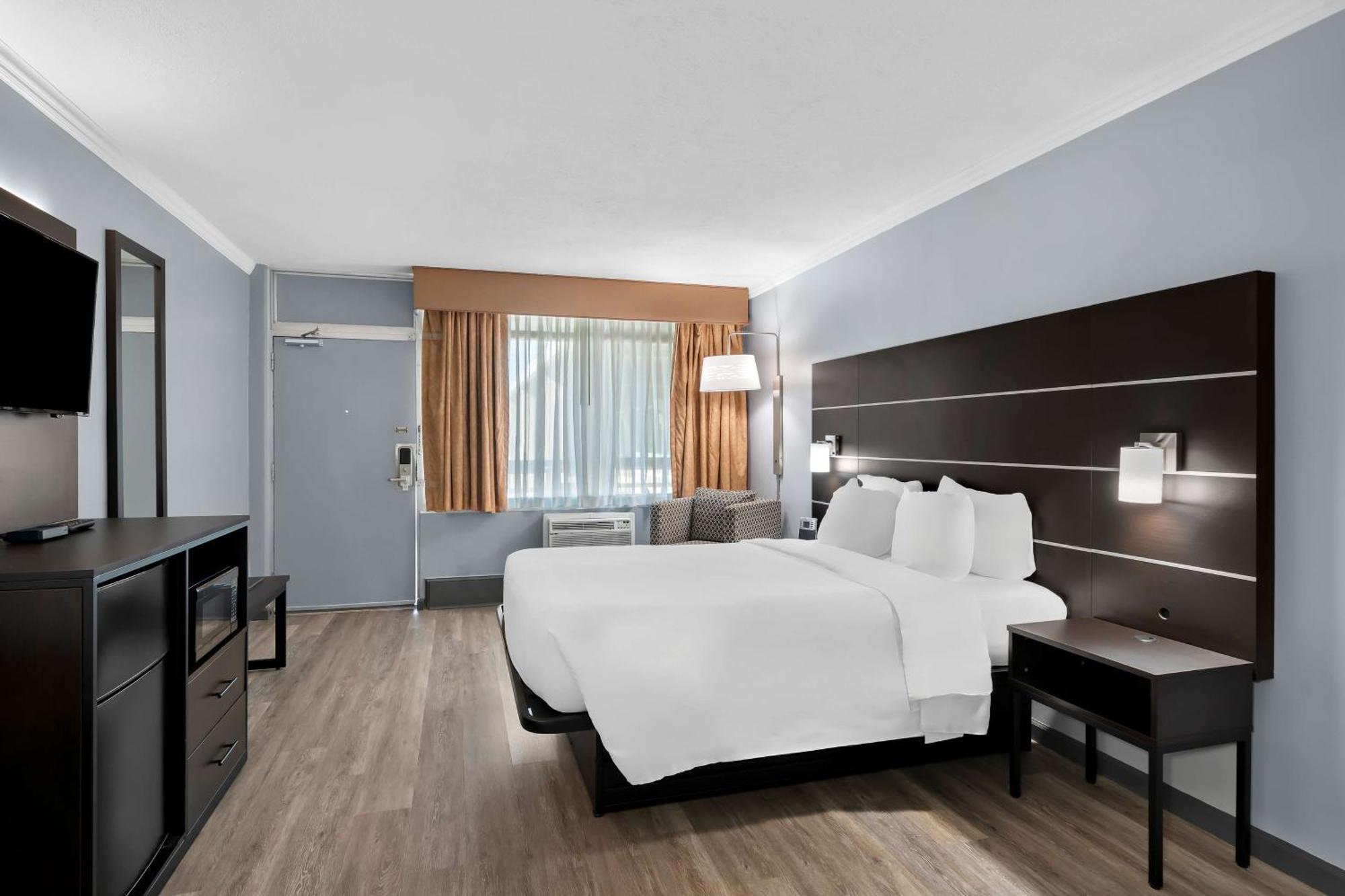 Brandywine Valley Inn Surestay Plus By Best Western วิลมิงตัน ภายนอก รูปภาพ
